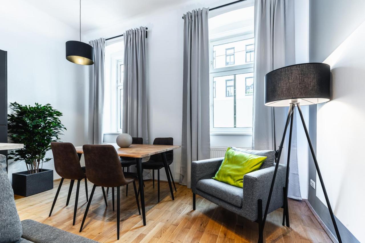 וינה Stylish Designed Apartment In A Top Location מראה חיצוני תמונה