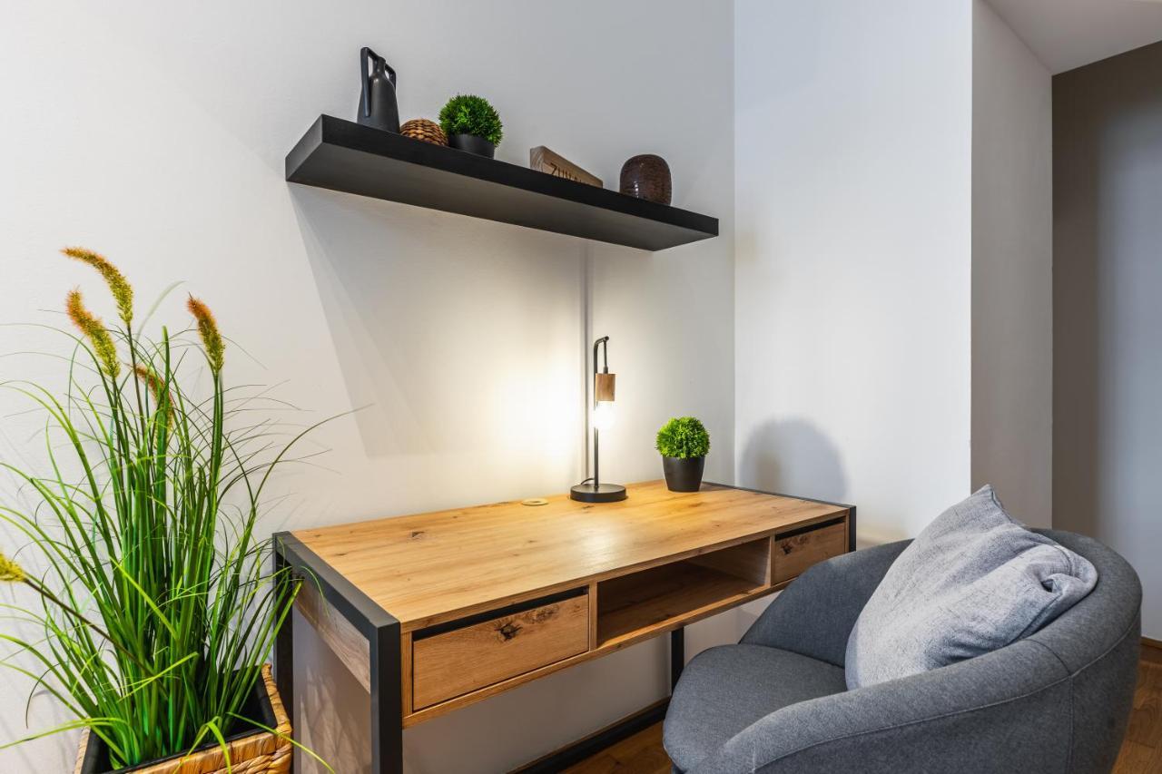 וינה Stylish Designed Apartment In A Top Location מראה חיצוני תמונה